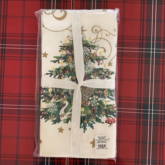 NWT WM SONOMA CHRISTMAS DINNER NAPKINS - Picture 2 of 4